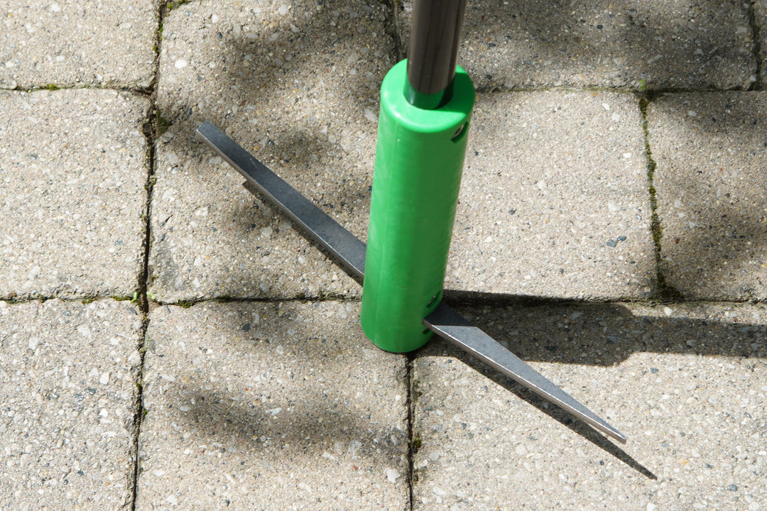 Bi-Crackie Weeding Tool